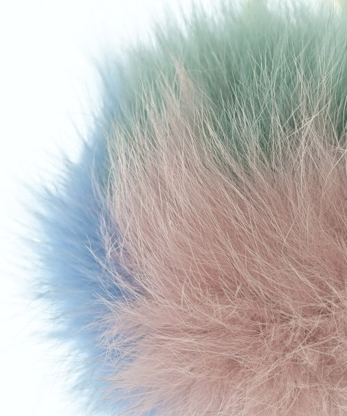 FENDI เครื่องประดับบนกระเป๋า