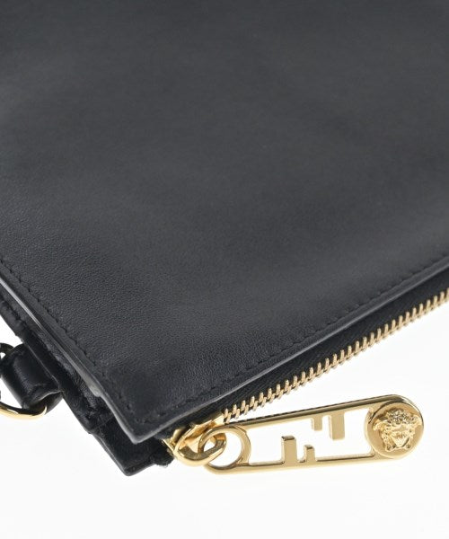 FENDI คลัตช์