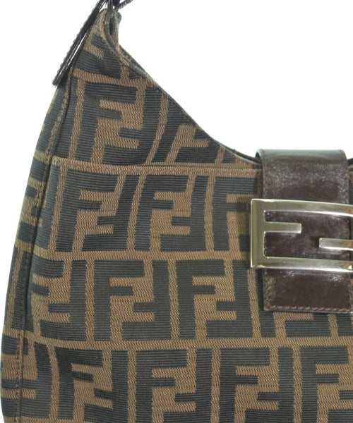 FENDI กระเป๋าสะพาย