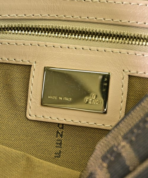FENDI กระเป๋าสะพาย