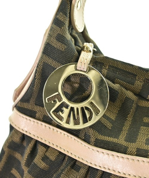 FENDI กระเป๋าสะพาย