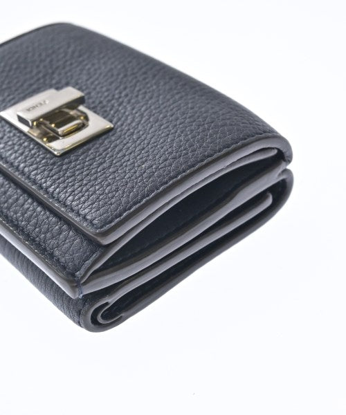 FENDI กระเป๋าสตางค์/กระเป๋าใส่เหรียญ