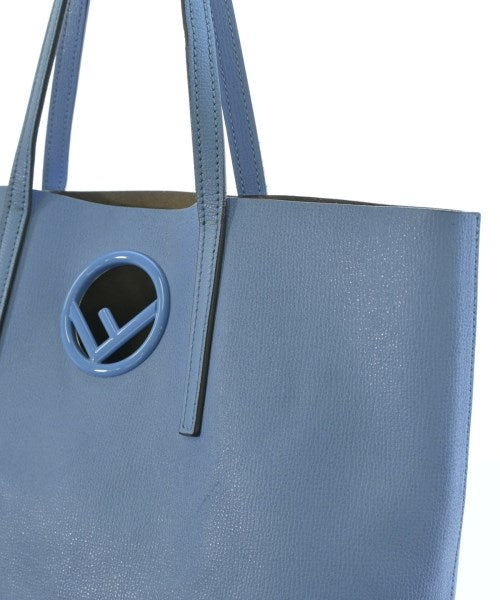FENDI กระเป๋าถือขนาดใหญ่