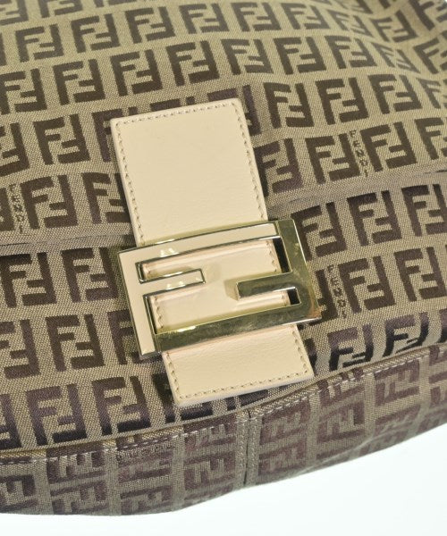 FENDI กระเป๋าถือ