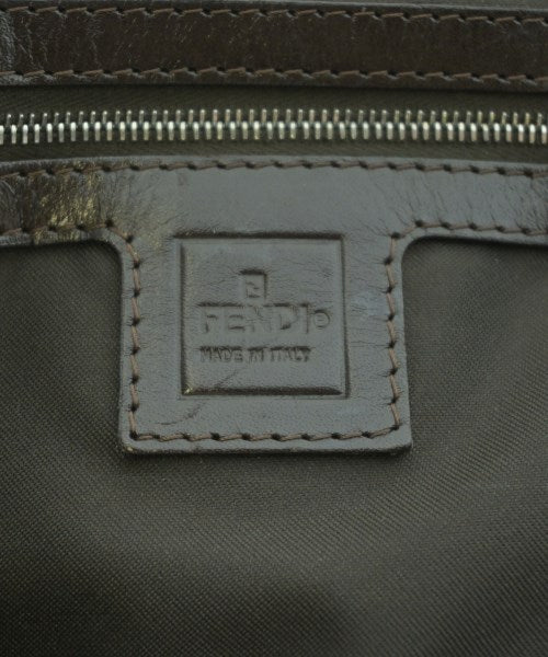 FENDI กระเป๋าสะพาย