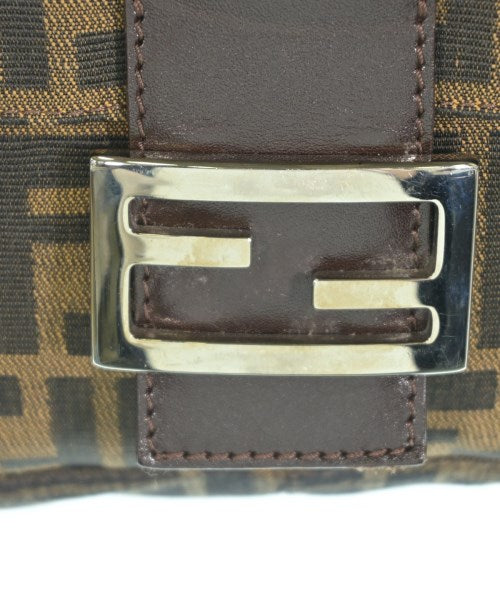 FENDI กระเป๋าสะพาย