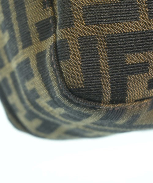 FENDI กระเป๋าสะพาย