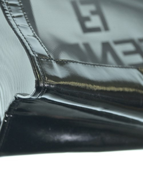 FENDI กระเป๋าสะพาย