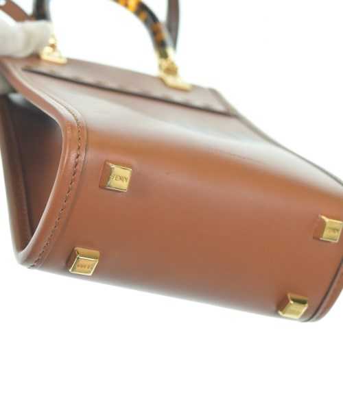 FENDI กระเป๋าสะพาย