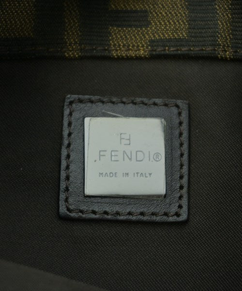 FENDI กระเป๋าสะพาย