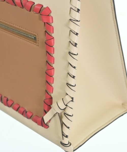 FENDI กระเป๋าถือ