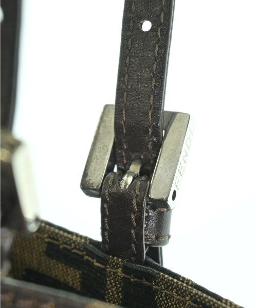 FENDI กระเป๋าถือขนาดใหญ่