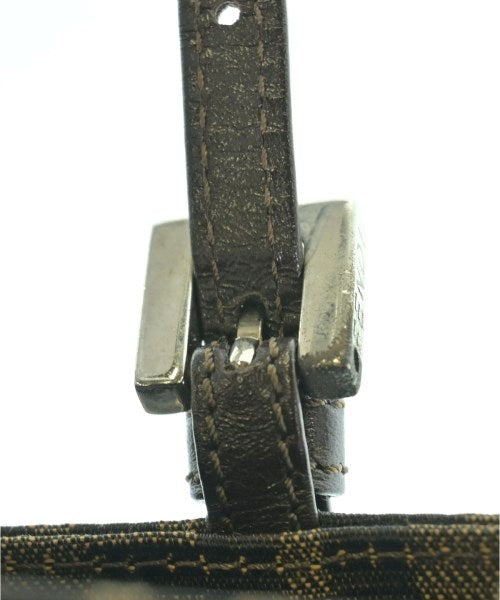 FENDI กระเป๋าถือขนาดใหญ่