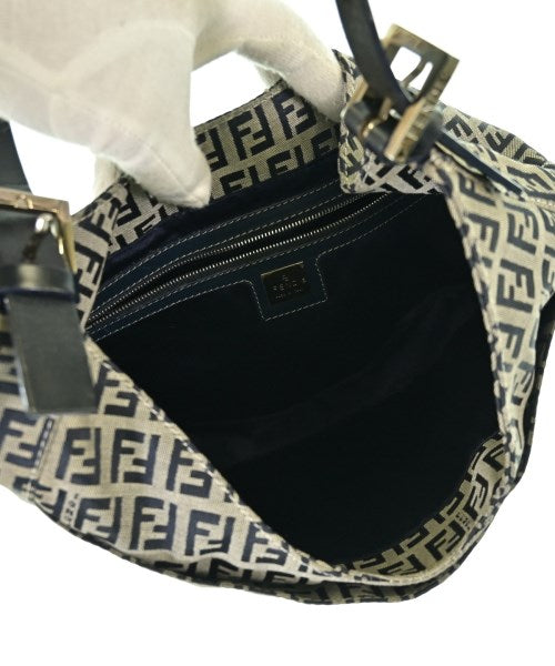 FENDI กระเป๋าสะพาย