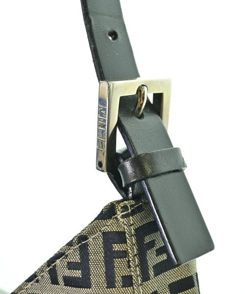 FENDI กระเป๋าสะพาย
