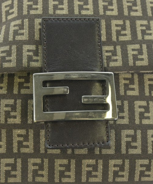 FENDI กระเป๋าสะพาย