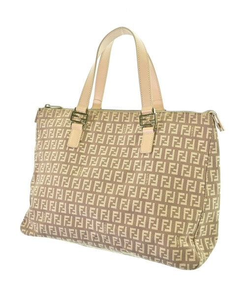 FENDI กระเป๋าถือขนาดใหญ่