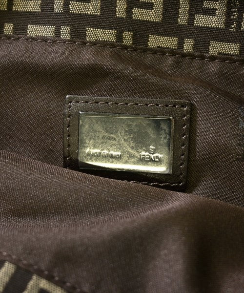 FENDI กระเป๋าถือขนาดใหญ่