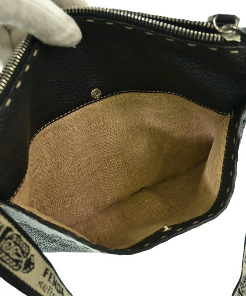 FENDI กระเป๋าสะพาย