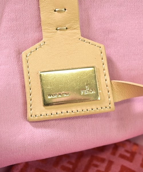 FENDI กระเป๋าถือขนาดใหญ่