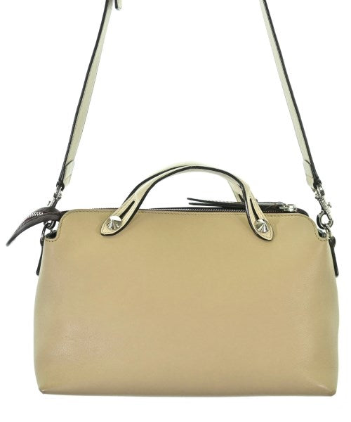 FENDI กระเป๋าถือ
