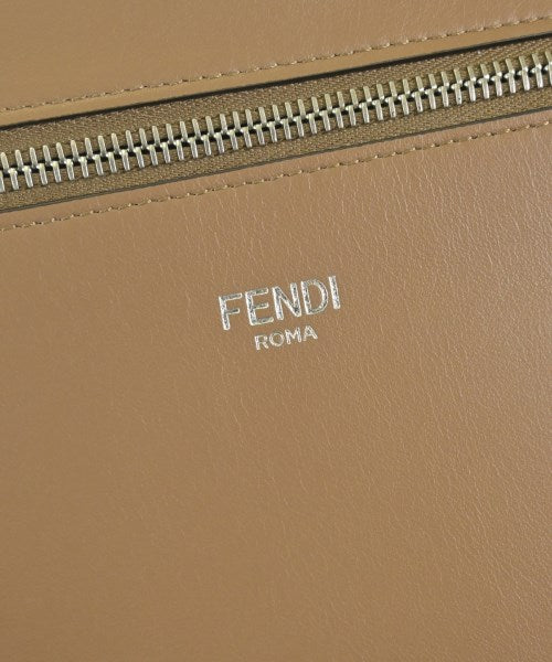 FENDI กระเป๋าถือ