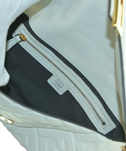 FENDI กระเป๋าสะพาย