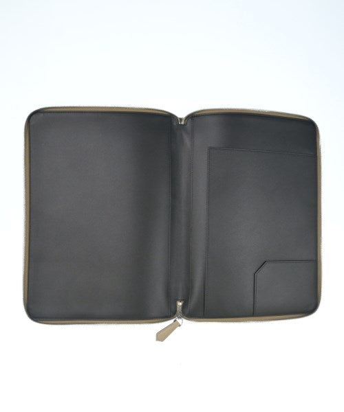 FENDI คลัตช์
