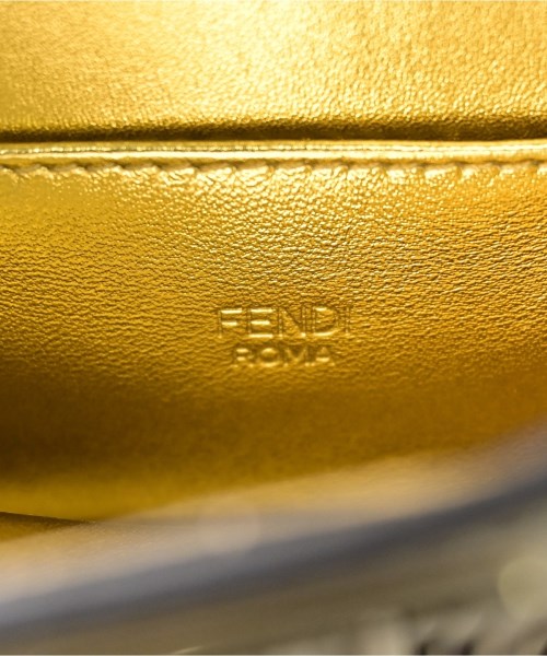 FENDI กระเป๋าสะพาย