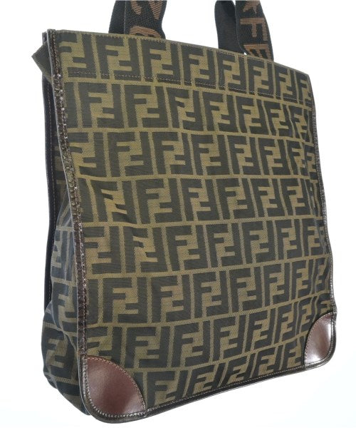 FENDI กระเป๋าถือขนาดใหญ่
