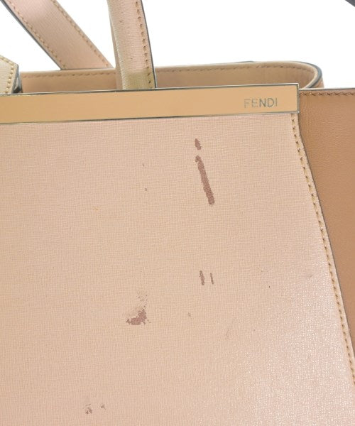 FENDI กระเป๋าถือ