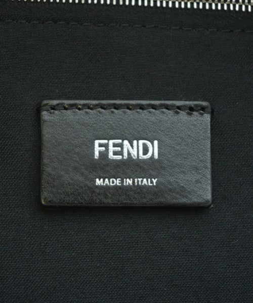 FENDI กระเป๋าสะพาย