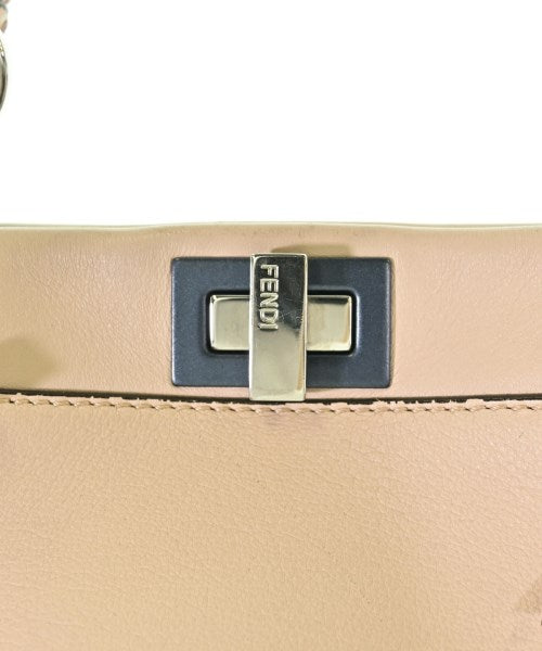 FENDI กระเป๋าสะพาย