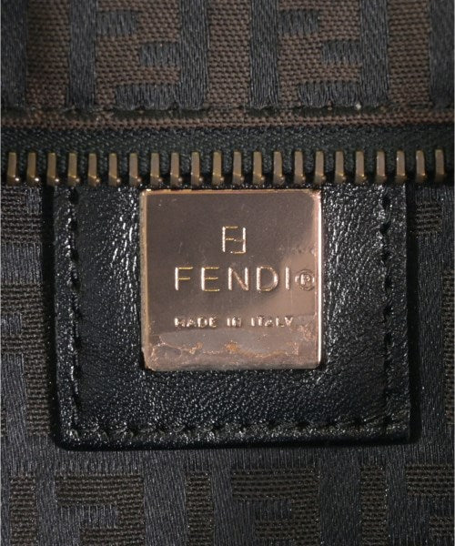 FENDI กระเป๋าถือขนาดใหญ่