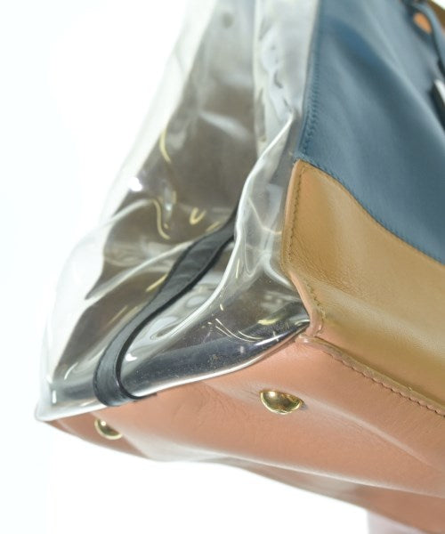 FENDI กระเป๋าถือ