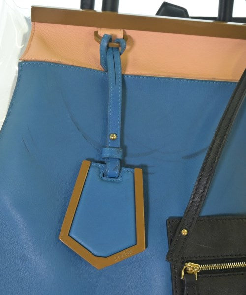 FENDI กระเป๋าถือ