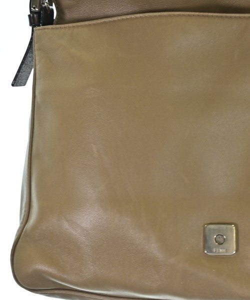 FENDI กระเป๋าถือ