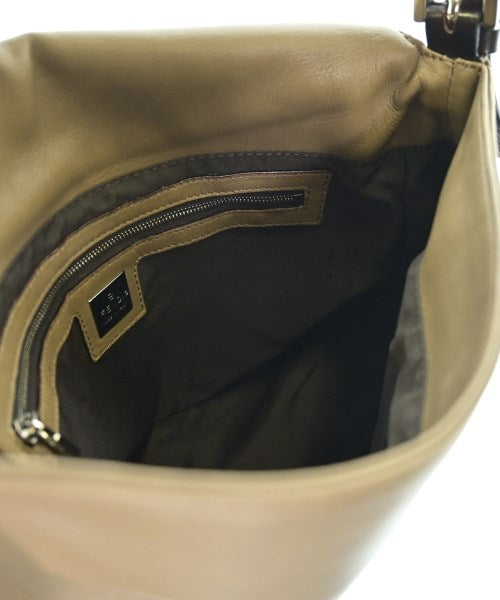 FENDI กระเป๋าถือ