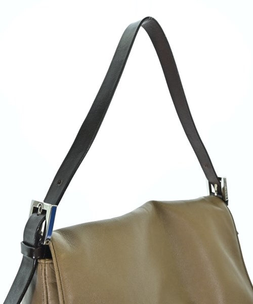 FENDI กระเป๋าถือ