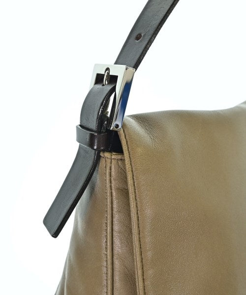 FENDI กระเป๋าถือ