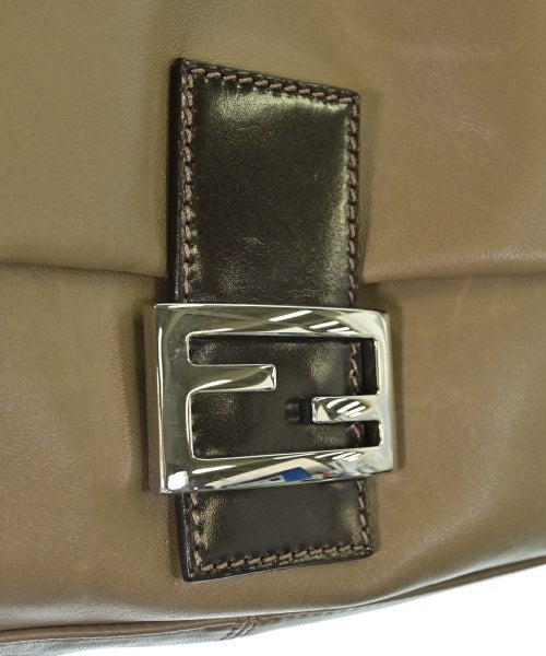 FENDI กระเป๋าถือ