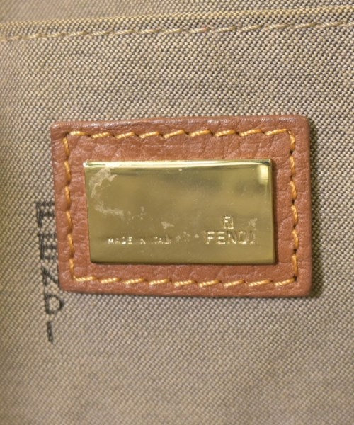 FENDI กระเป๋าถือ