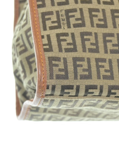 FENDI กระเป๋าถือ
