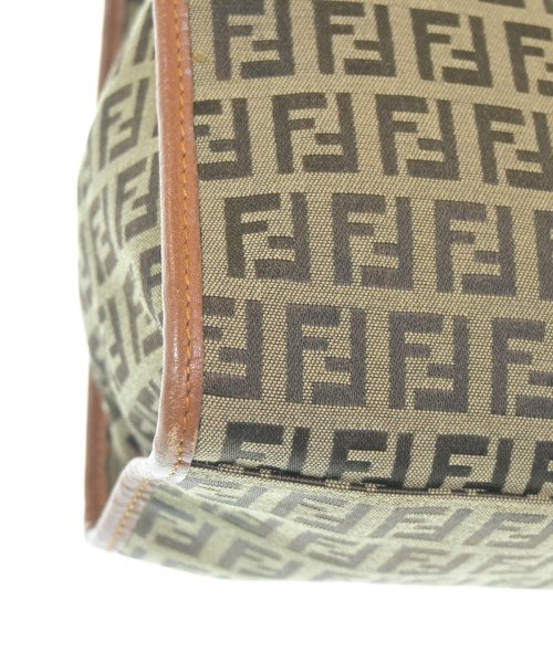 FENDI กระเป๋าถือ