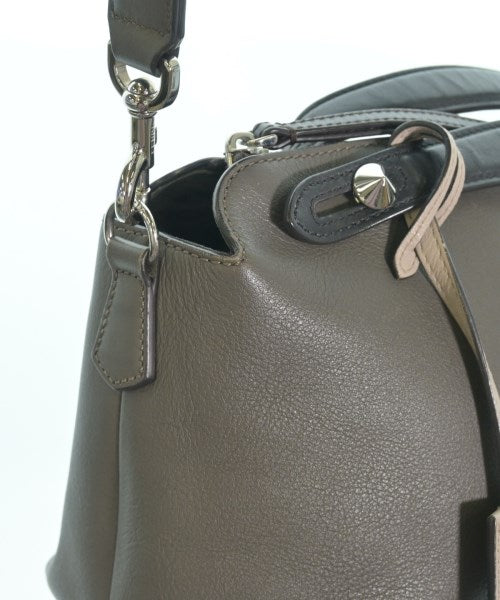 FENDI กระเป๋าถือ