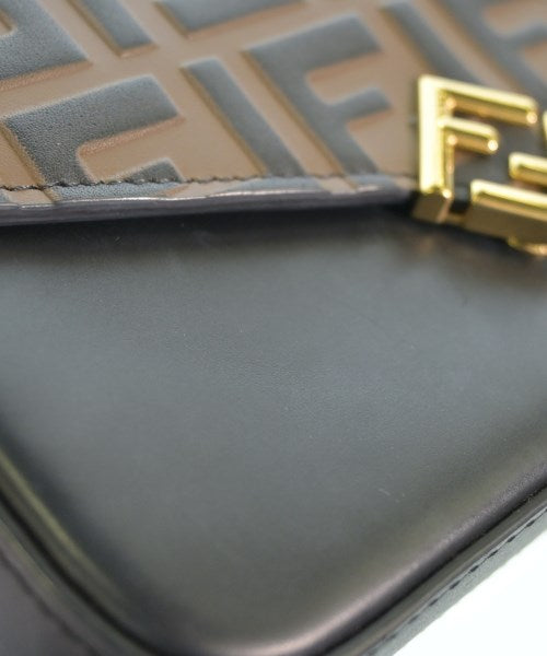 FENDI กระเป๋าสะพาย
