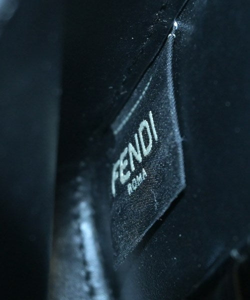 FENDI กระเป๋าสะพาย