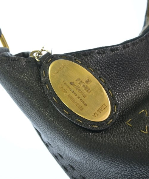 FENDI กระเป๋าถือ