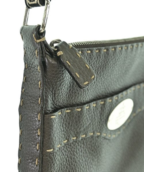 FENDI กระเป๋าสะพาย
