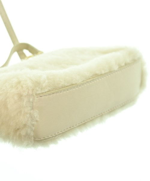 FENDI กระเป๋าถือ